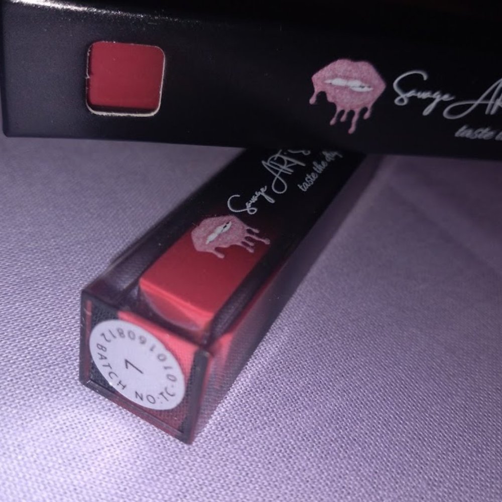 MATTE lipsticks